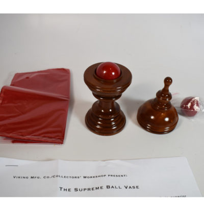 Supreme Ball Vase Limited Edition 2009 by Viking/Collectors Workshop: signed and dated - Image 2