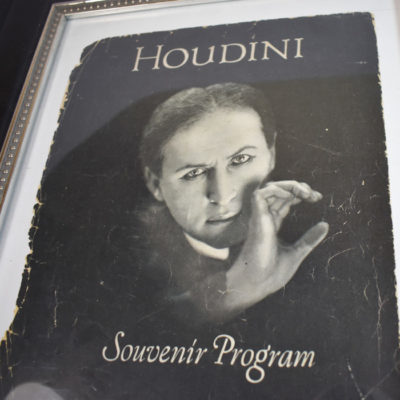 Houdini Original 1926 Program cover framed - Image 3