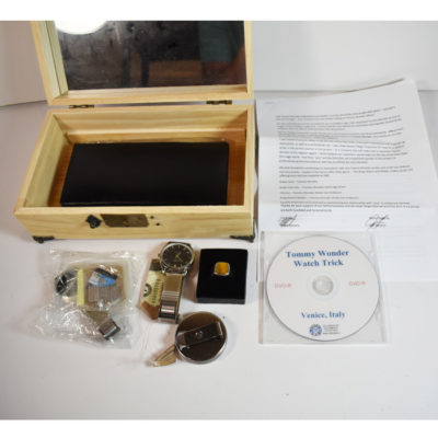 Tommy Wonders Ring Watch and Wallet: Auk Van Dokkum and Stevens Magic: scarce - Image 2