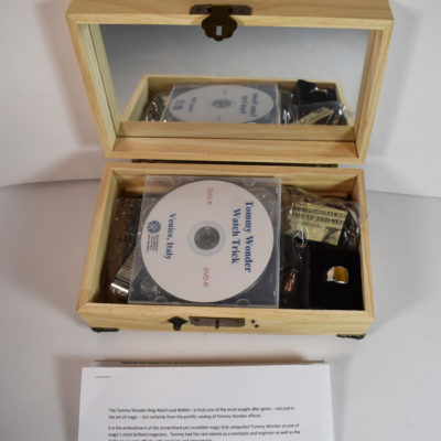 Tommy Wonders Ring Watch and Wallet: Auk Van Dokkum and Stevens Magic: scarce - Image 6
