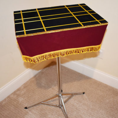 Side Table with 2 black art wells: new