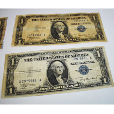 5 real 1935A series Silver Certificate Dollar Bills gimmicked with the same serial number - Image 5