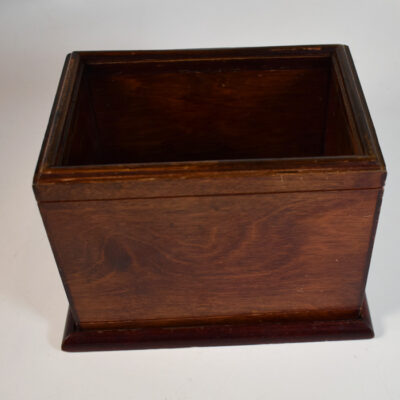 Vintage Double Locking Hank Box: 1940’s - Image 4