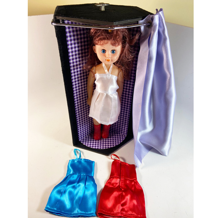 Tora Magic Dress Changing Doll
