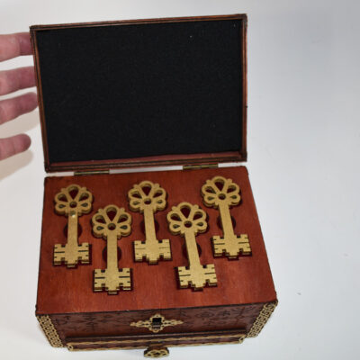 The Charmed Treasure Chest by Thomas Pohle: Special Edition #5 of 24 made - Image 3