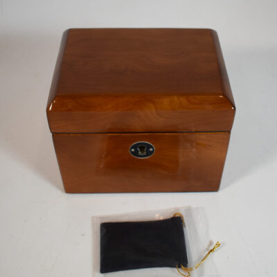 Mighty Mini Chameleon Chest: Larry Becker Tony Curtis and Magic Wagon: new inbox