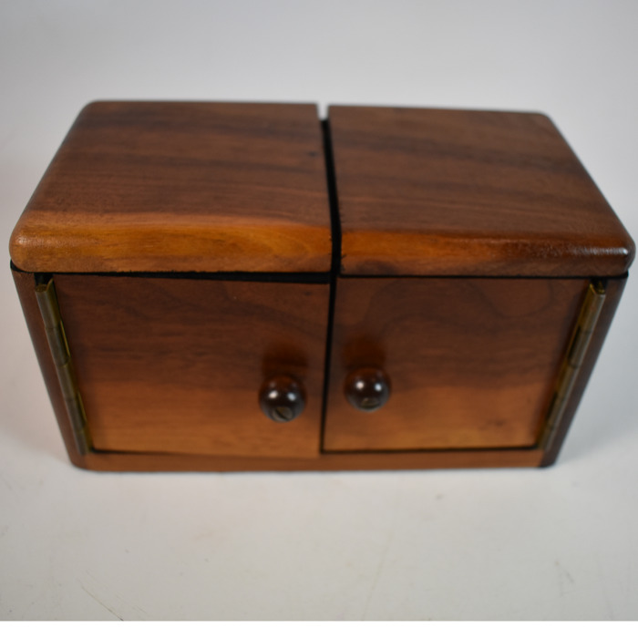 Milson Worth Die Box: 1970’s - Image 2