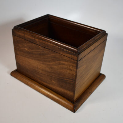 Double non-locking Hank Box: circa 1950
