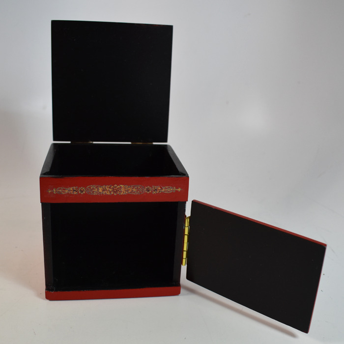 Okito/Nielsen Mini Mirror Box - Image 6