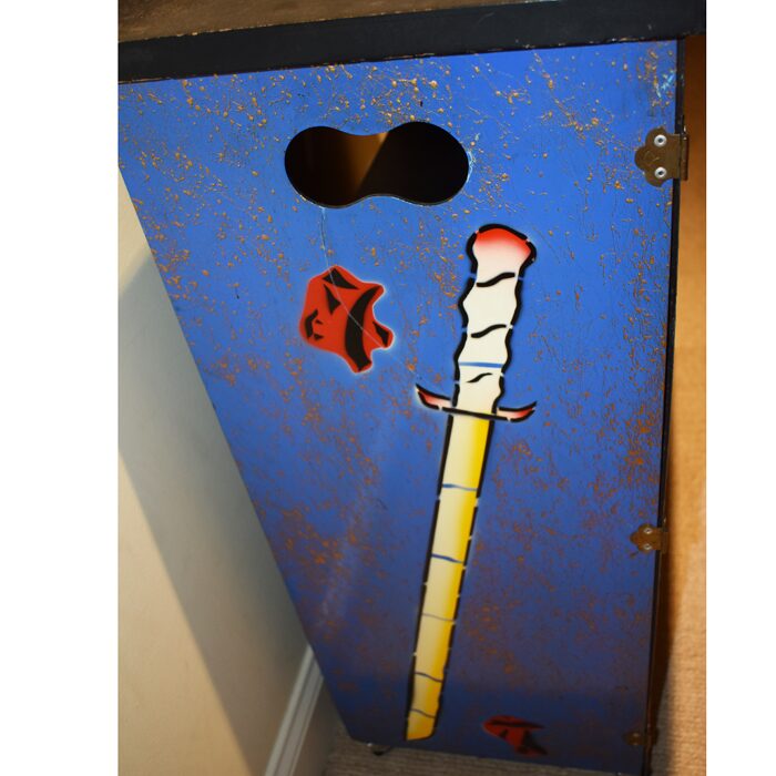 Mak Magic Dragon Table - Image 2