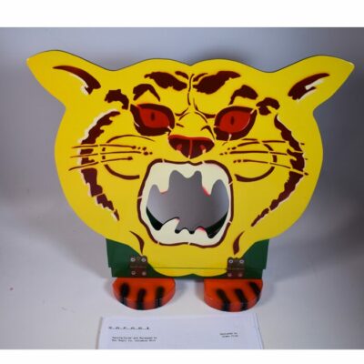 Safari by Mak Magic: Lion face wrist chopper