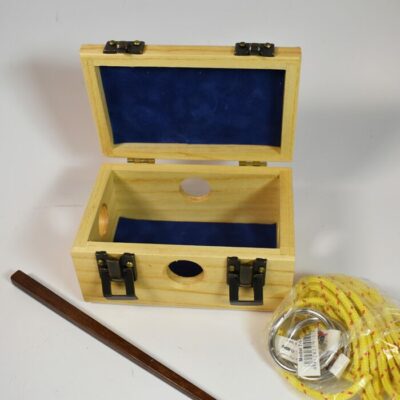 Babcock Twin Cords, Rings and Treasure Chest: hallmarked - Image 3