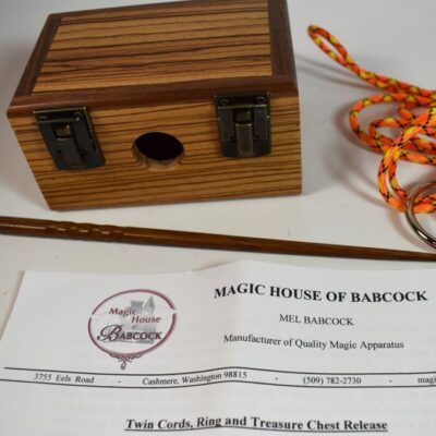 Babcock Twin Cords, Rings and Treasure Chest: hallmarked - Image 4