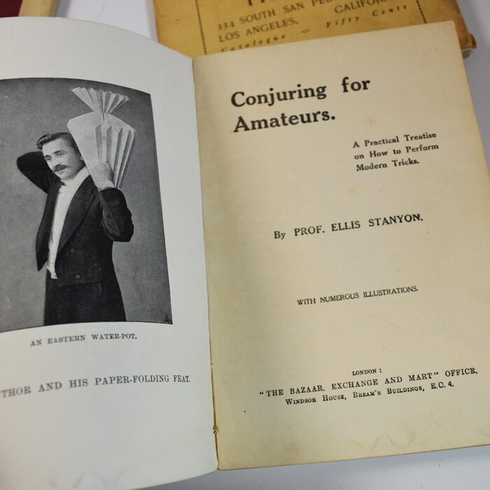 4 vintage pulp books: Early 1900's-1949 (includes Magic of Rezvani) - Image 6