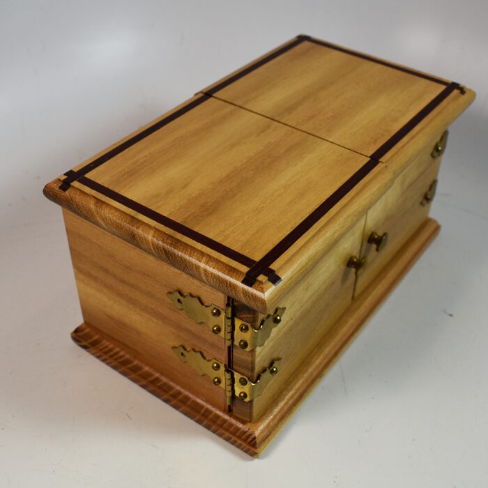 Babcock Large Sucker Die Box made of Golden Locust Wood: beautiful patina! - Image 5